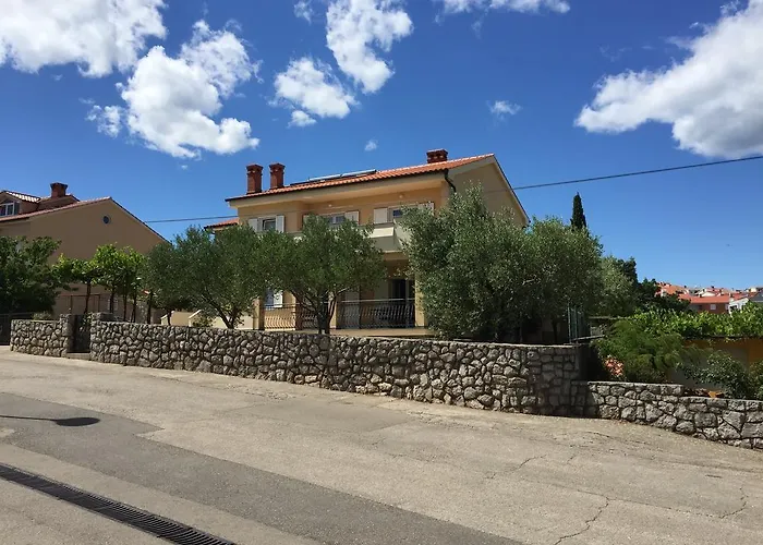 Apartament Sanbrandin *