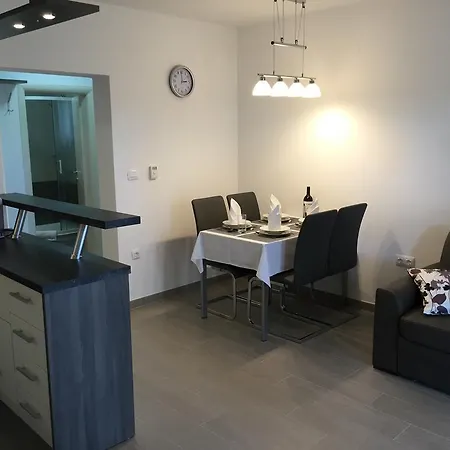 Sanbrandin Апартаменты Крк